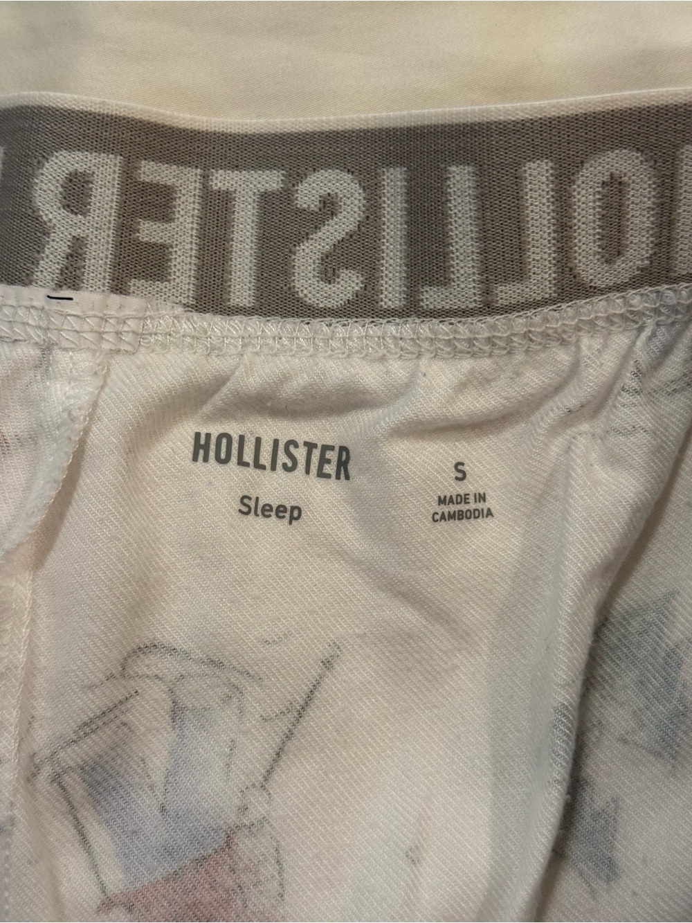 Hollister White Bear & Tree Holiday Pajama Pants - Picture 3 of 3